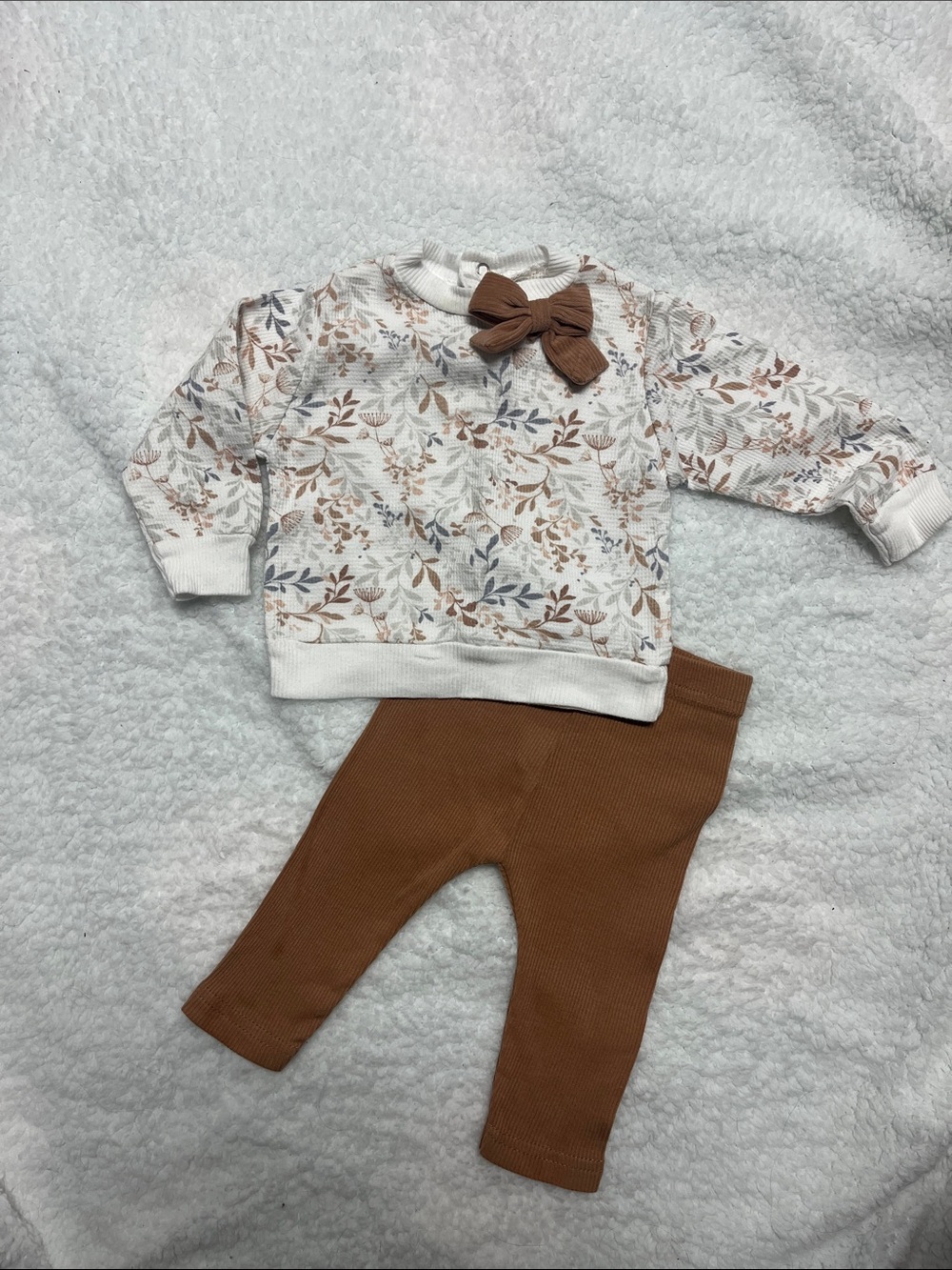 4/25$ Shabby Chic Baby Ribbed Set